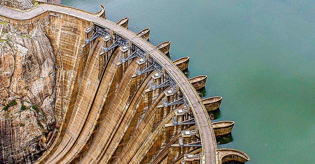 Image of an open pit mine.