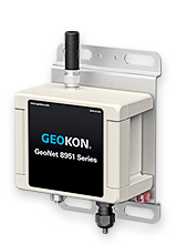 Image of an 8951 Series GeoNet Satellite Data Logger